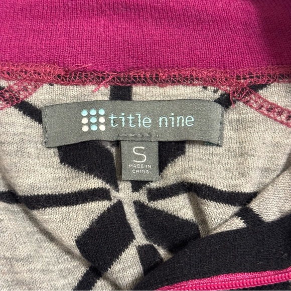 Title Nine Merino Wool Blend Half Zip Sweater Black White Gray Purple Small - Picture 4 of 7